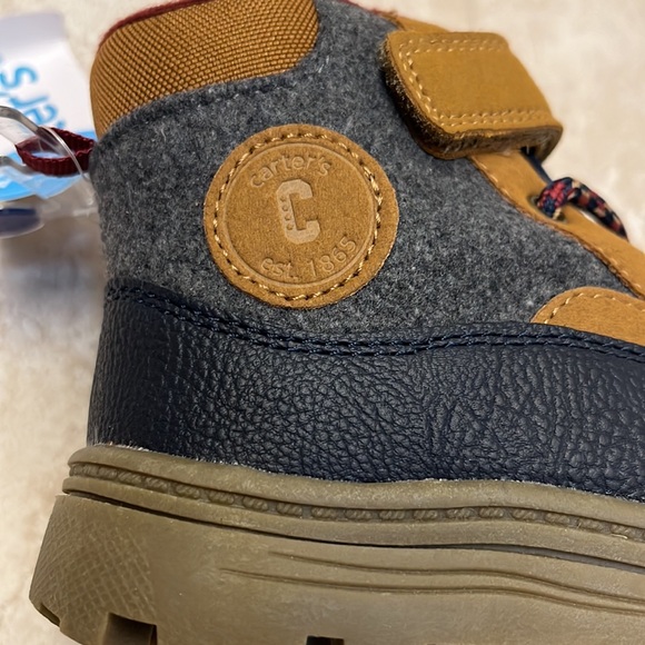 NWT Carter’s Freddie Boots in Brown - Size 9 Toddler - Picture 4 of 9